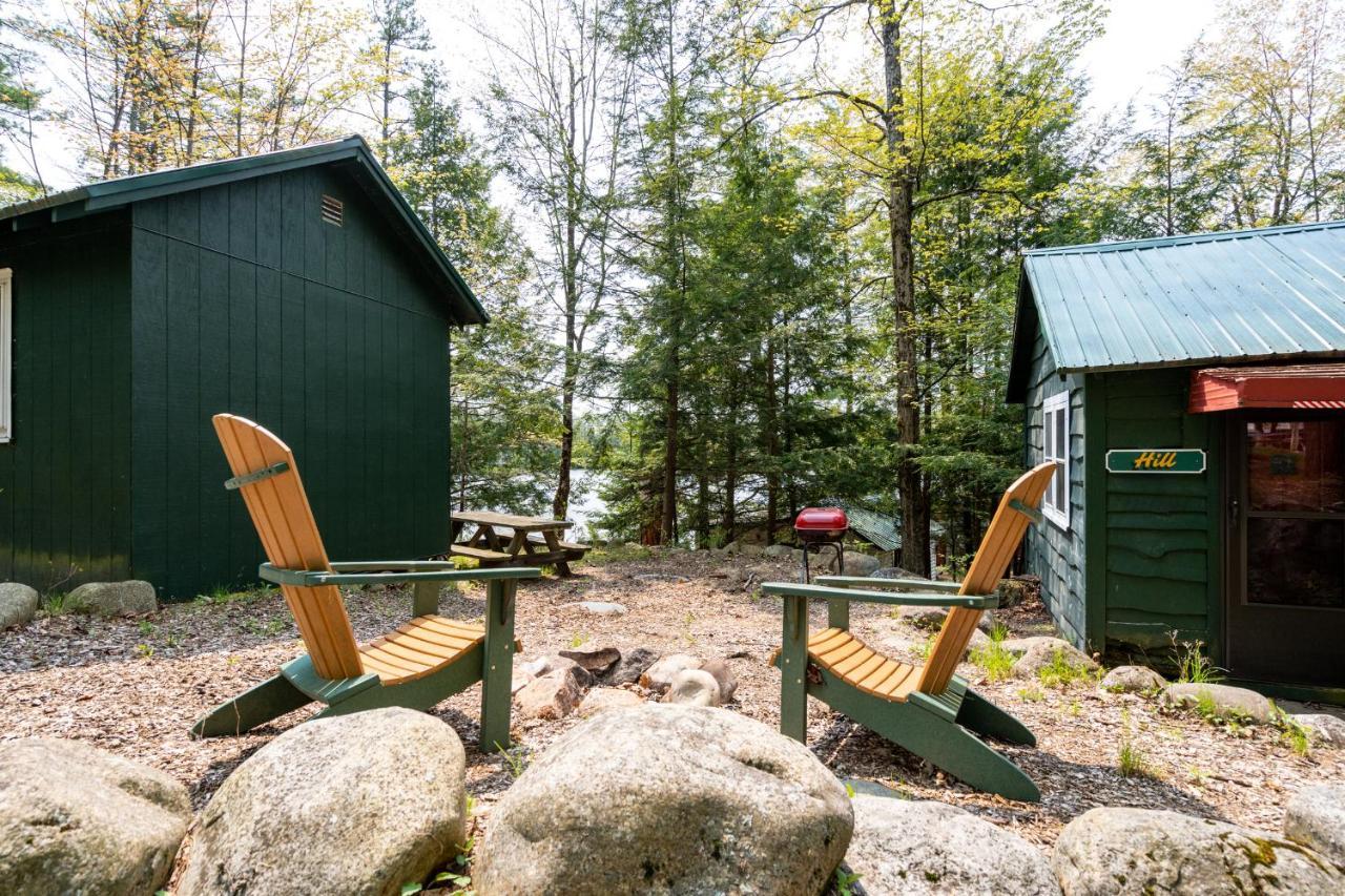 Hide-A-Way Waterfront Cottages Lake Luzerne Exterior photo